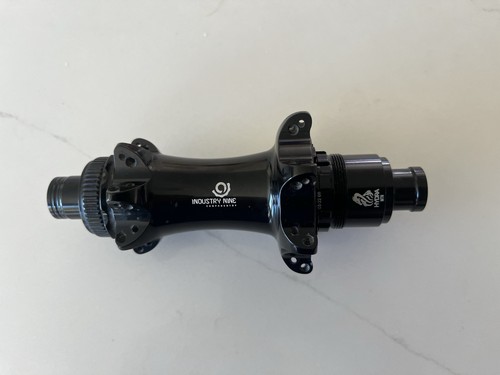 Industry nine hydra rear - rear, hub