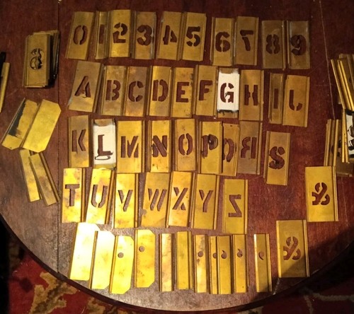 Sets brass letter and - 96, pc