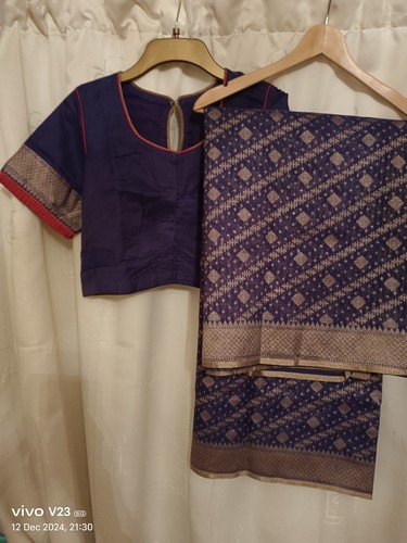 Rangoli half silk crystal - rangoli,half-silk, blue
