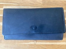 Lloyd Baker London Purse - Genuine Leather - Nice Condition