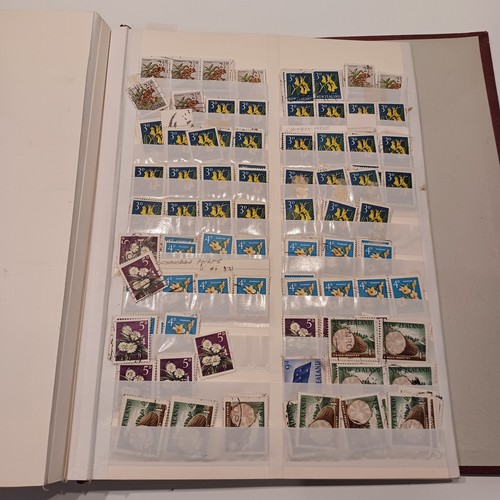 Very large collection - large, of