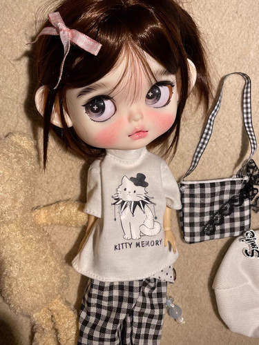 Custom ooak blythe doll with - ooak,