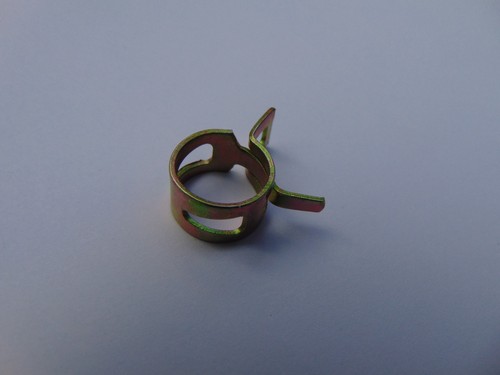Fuel hose clamp clip - clip, petrol