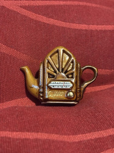 Cardew miniature radio teapot - cardew,