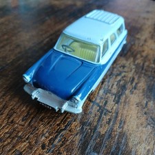 CORGI TOYS #424 FORD ZEPHYR