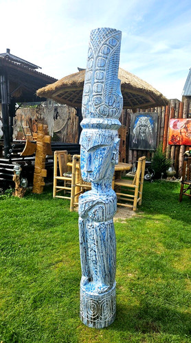 Totem pole torture - pole,