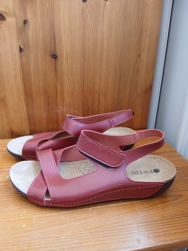 Women red pavers sandals - ,