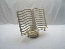 Vintage Victor cream cast iron