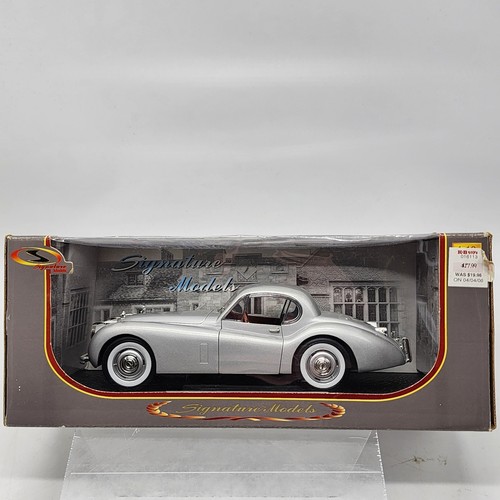 Signature models 1949 - 1949, silver