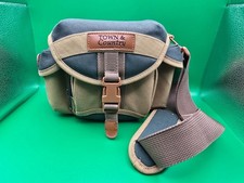 Town & Country Shoulder Camera Bag Medium Size 5.5" deep 5" wide  2.5" depth