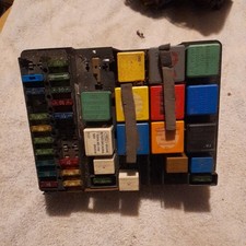 Ford sierra under bonnet fuse box including cosworth pn 90bg14a073ba - B20 #8