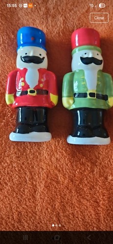 Carlton ware soldiers - ware,