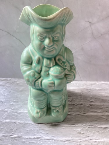 Toby jug monochrome green