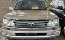 Toyota landcruiser amazon J100 Series 4.2TD BREAKING ONLY** WheelNUT ONLY