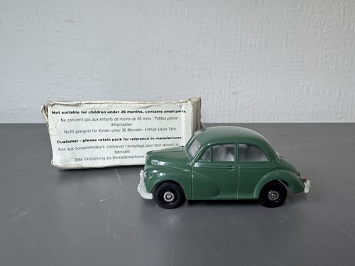 Corgi morris minor split - morris,