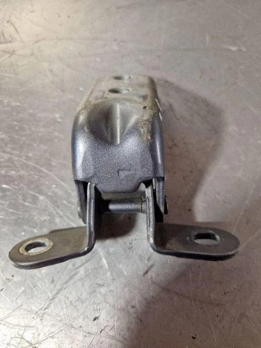 Hyundai i40 bonnet hinge - i40,