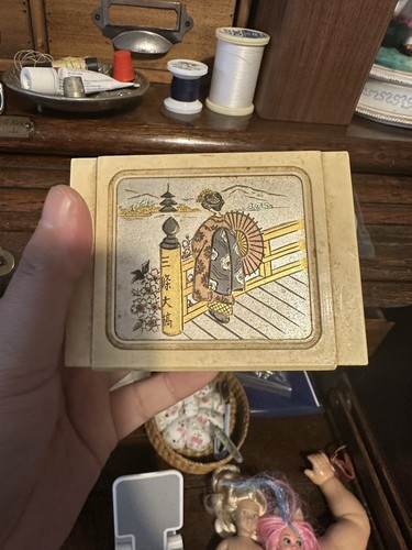 Vinatge japanese music box - japanese,