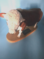 Beswick Connoisseur Polled Hereford Bull Mounted 28cm x 9.5cm.