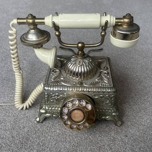 1970 vintage telephone - 1970’s,