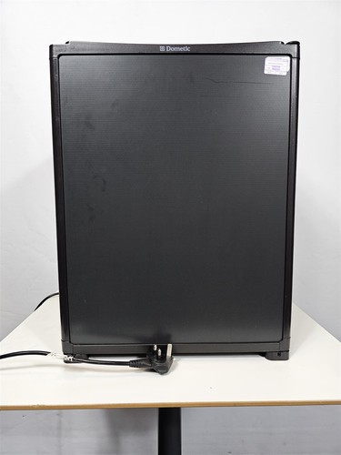 Black dometic mini fridge - black,