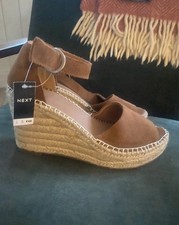 Next Forever Comfort Brown
