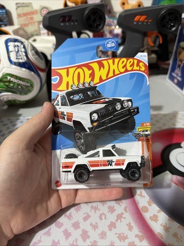 Hot wheels 1973 jeep - wheels,