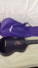 Stagg Ukulele purple and cover VGC  H14
