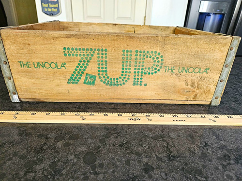 7up vintage wooden soda - 7up,