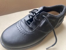 Ladies shoes size 6 Free Step Casual