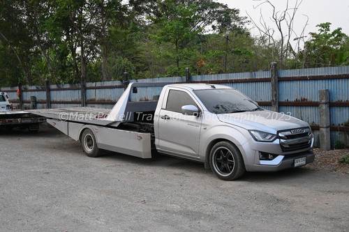 Truck photo 12x8 isuzu d - truck, max