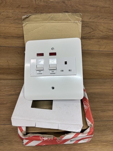 Logic plus k5011whi - logic, 45a