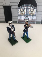 2 X BRITAINS US MARINE CORPS
