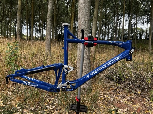 Giant trance frame - frame, wheel