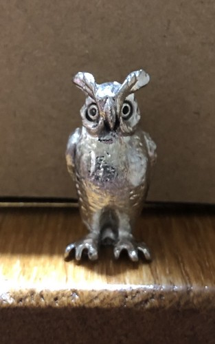 Small metal owl - metal,