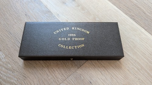 1985 royal mint gold sovereign - gold,