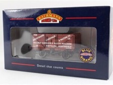 Bachmann OO 37-080/Club  2001  7 Plank Derbyshire 110.