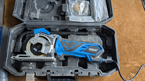Draper 230v 600w - 230v, 89mm