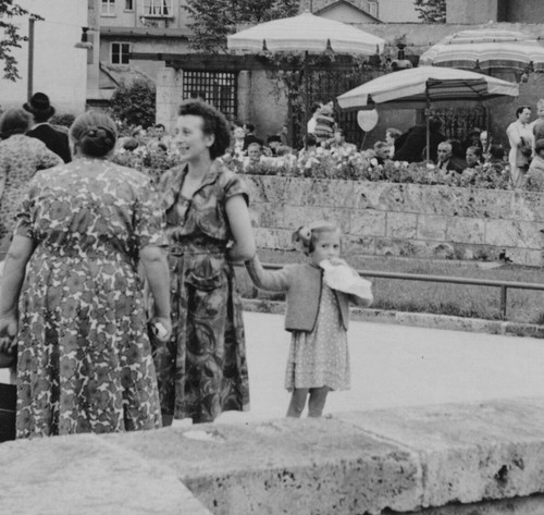 Women children outdoor - women,