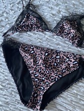 Wolf And Whistle Bikini 14