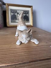 Lladro Porcelain Cat  Figure Longhair Cat Kitten Collector Vintage 1970s