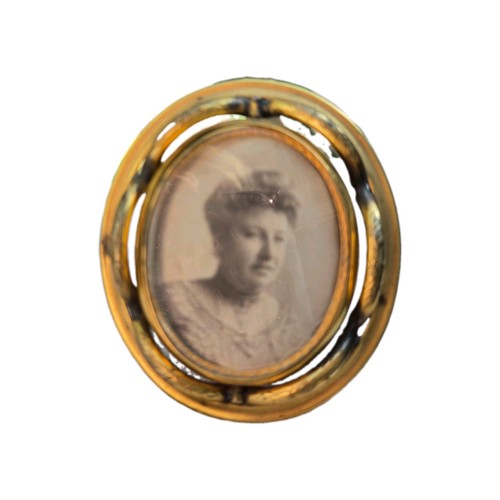 Rare victorian gold swivel - rare,