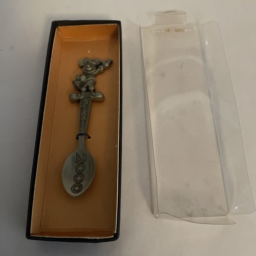 Vintage genuine pewter - vintage, mickey
