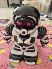 Wowwee robosapien 2005 - wowwee,