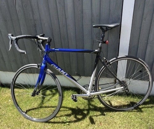 Giant road bike - road,