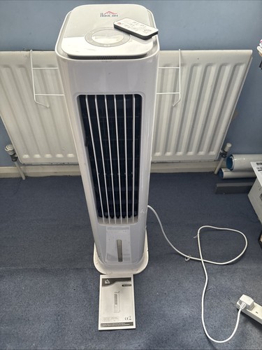 Evaporative air cooler with - cooler,