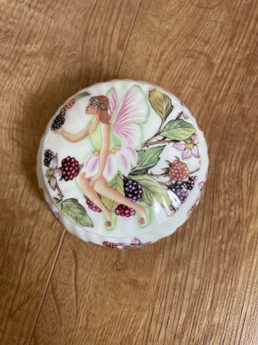Vintage regency secret - regency, gardens