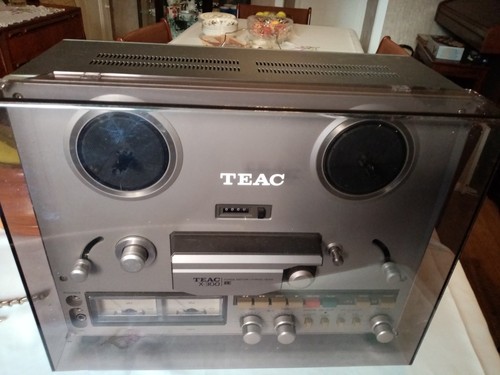 Teac reel recorder - teac, to