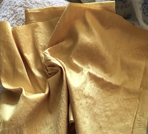 100 silk dupion buttercup - 100%,