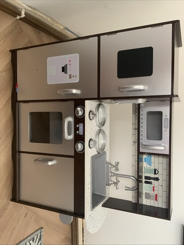 Toy kitchen unit not used - toy,