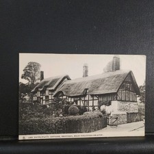 Vintage Black & White Postcard ANN HATHAWAYS COTTAGE SHOTTERY STRATFORD ON AVON
